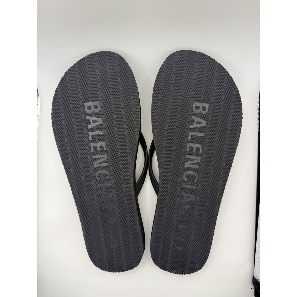 Balenciaga Rubber Logo Flip Flops Black - Picture 3 of 3